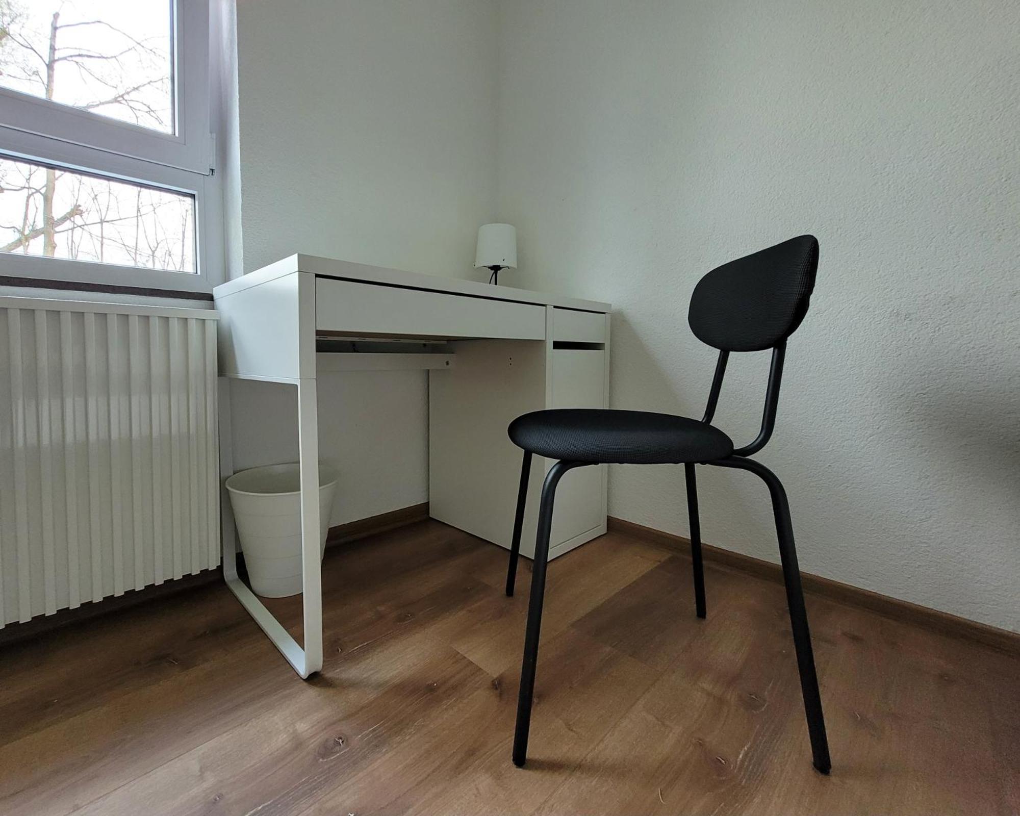 Living Flat, Eine Wohnung Mit Zwei Schlafzimmern Und Balkon Schorndorf  Eksteriør bilde