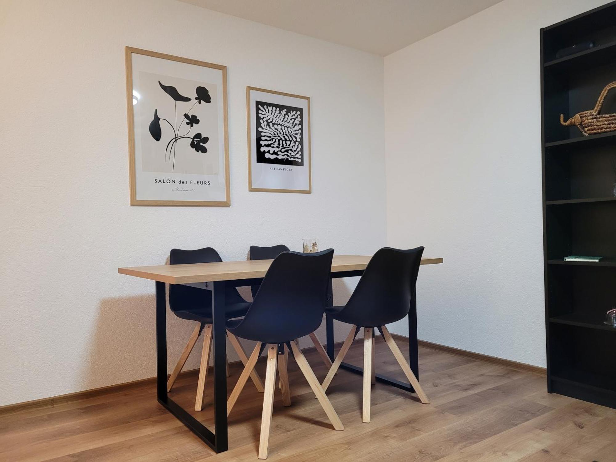 Living Flat, Eine Wohnung Mit Zwei Schlafzimmern Und Balkon Schorndorf  Eksteriør bilde